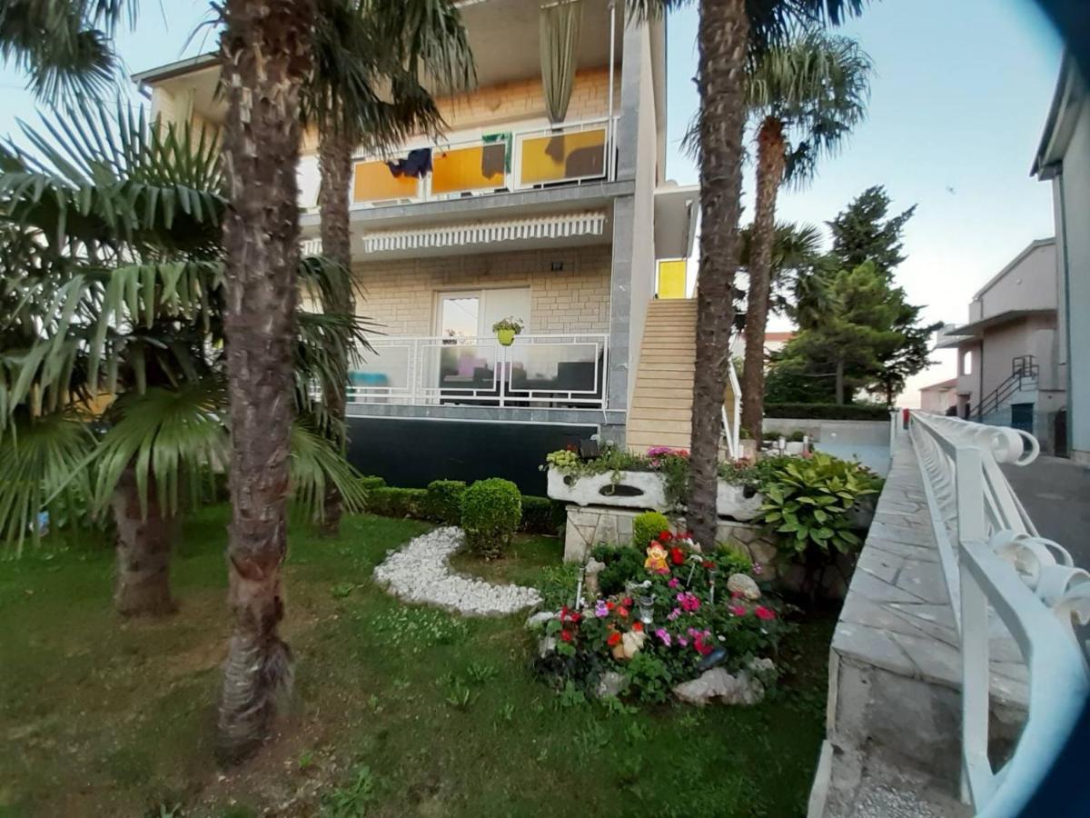 Apartment Dino سيلتسي المظهر الخارجي الصورة
